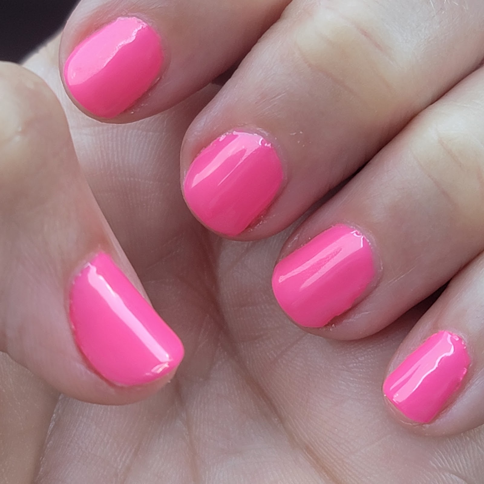 Hannah’s Nails logo